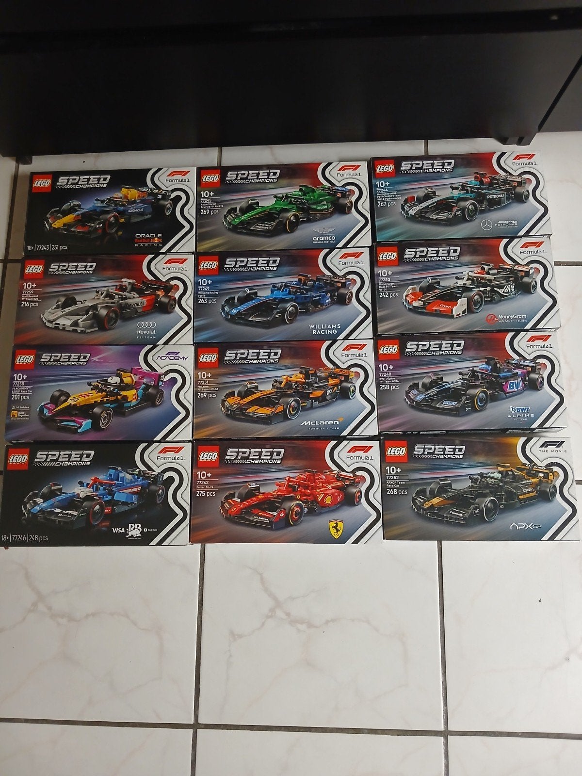f1 lego speed champions(alles wordt samen verkocht niet app, Hobby & Loisirs créatifs, Jeux de cartes à collectionner | Autre