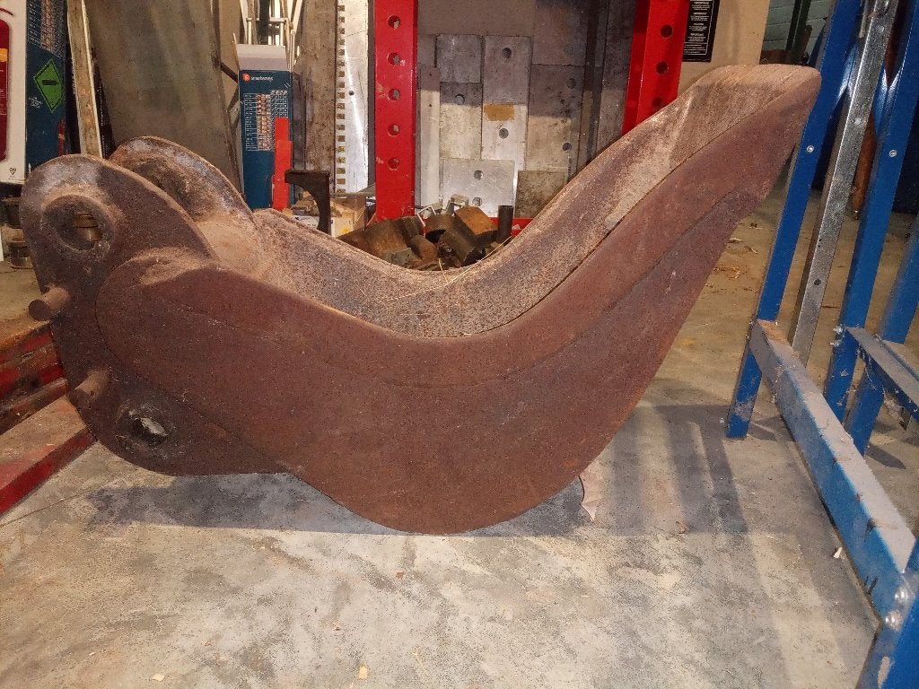 Graafbak / sleufbak voor kraan 27cm breedte, Zakelijke goederen, Machines en Bouw | Kranen en Graafmachines, Ophalen, Kraan
