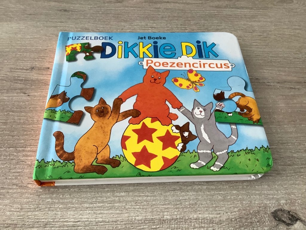 Dikkie Dik poezencircus puzzle boek (2018), Boeken, Jet Boeke, Ophalen of Verzenden, Zo goed als nieuw, 2 tot 3 jaar