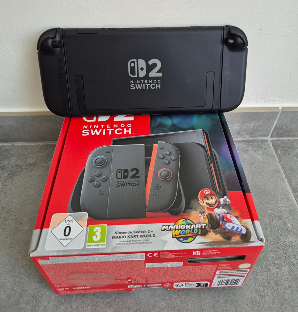 Nieuwe Nintendo Switch 2-console met Mario, Ophalen, Zo goed als nieuw