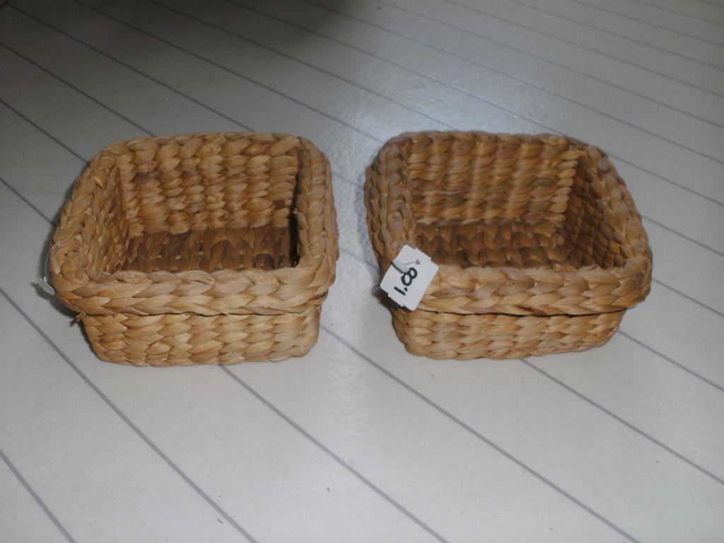 2 nieuwe vierkante manden, Huis en Inrichting, Woonaccessoires | Schalen en Manden, Ophalen, Mand, Vierkant, Nieuw