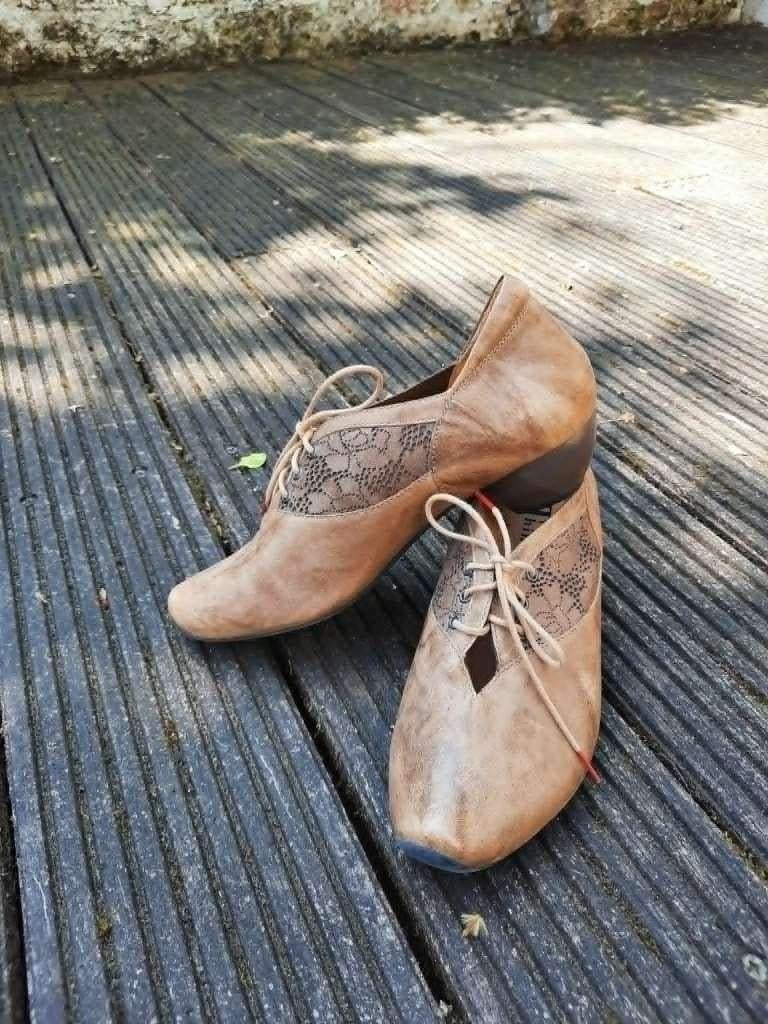 Pumps Think, Kleding | Dames, Schoenen, Ophalen, Pumps, Bruin, Zo goed als nieuw
