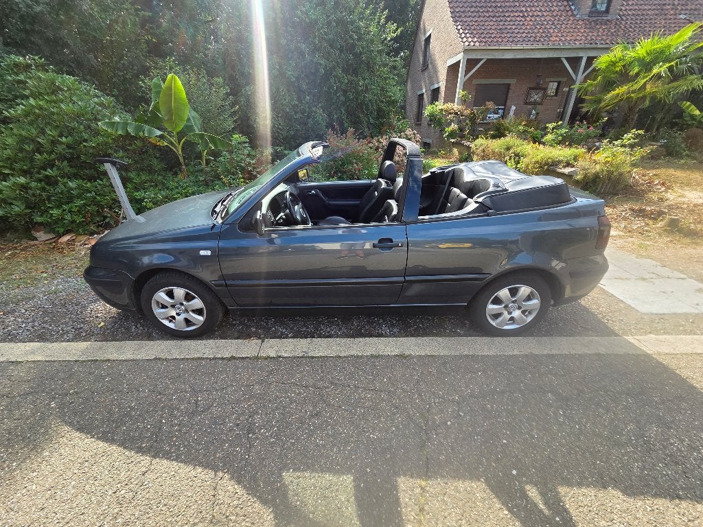VW Golf 4 Cabriolet 2.0, Autos, Cuir, Achat, Entreprise, Cabriolet