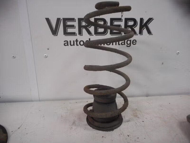 SCHROEFVEER LINKS ACHTER Volvo 440 (01-1988/12-1996), Enlèvement ou Envoi, Info@volvocars.com, Volvo Car Germany GmbH, Siegburger Straße 229 50679 Köln, DE
