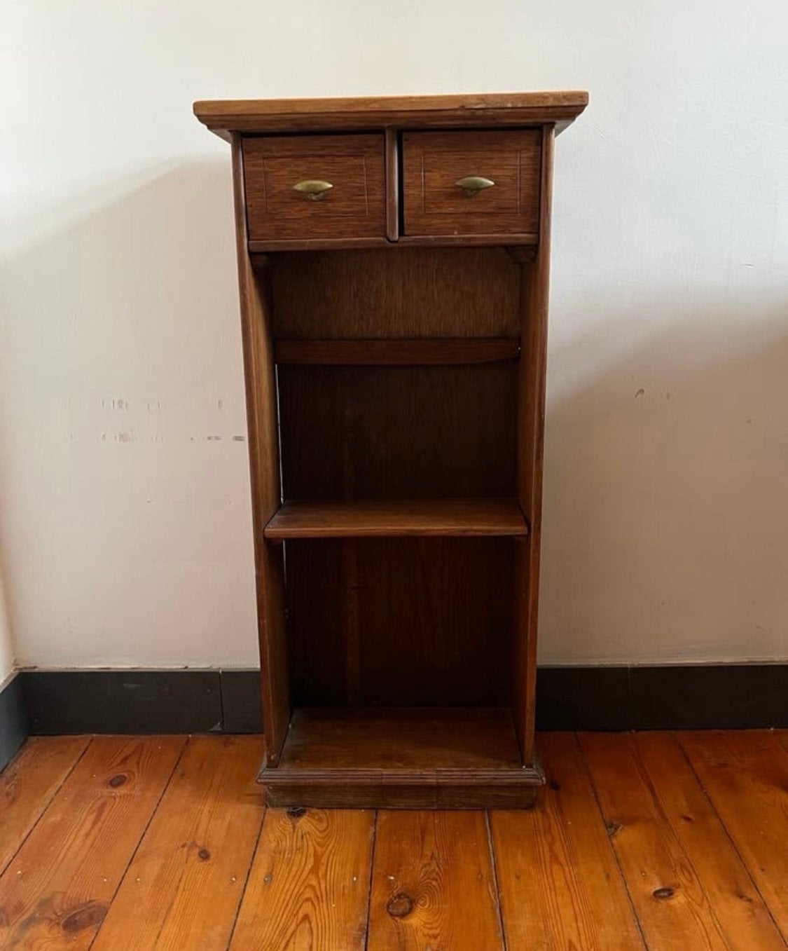 Petit meuble d’appoint avec 2 tiroirs–Style classique–35 €, Enlèvement, Utilisé