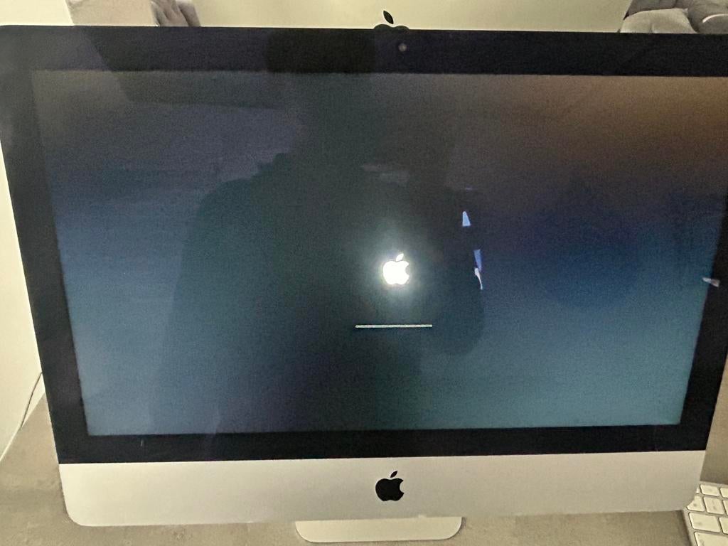 Imac MacOS Big Sur gris, 8 GB, IMac, 21,5 inch (0,55 meter), Enlèvement
