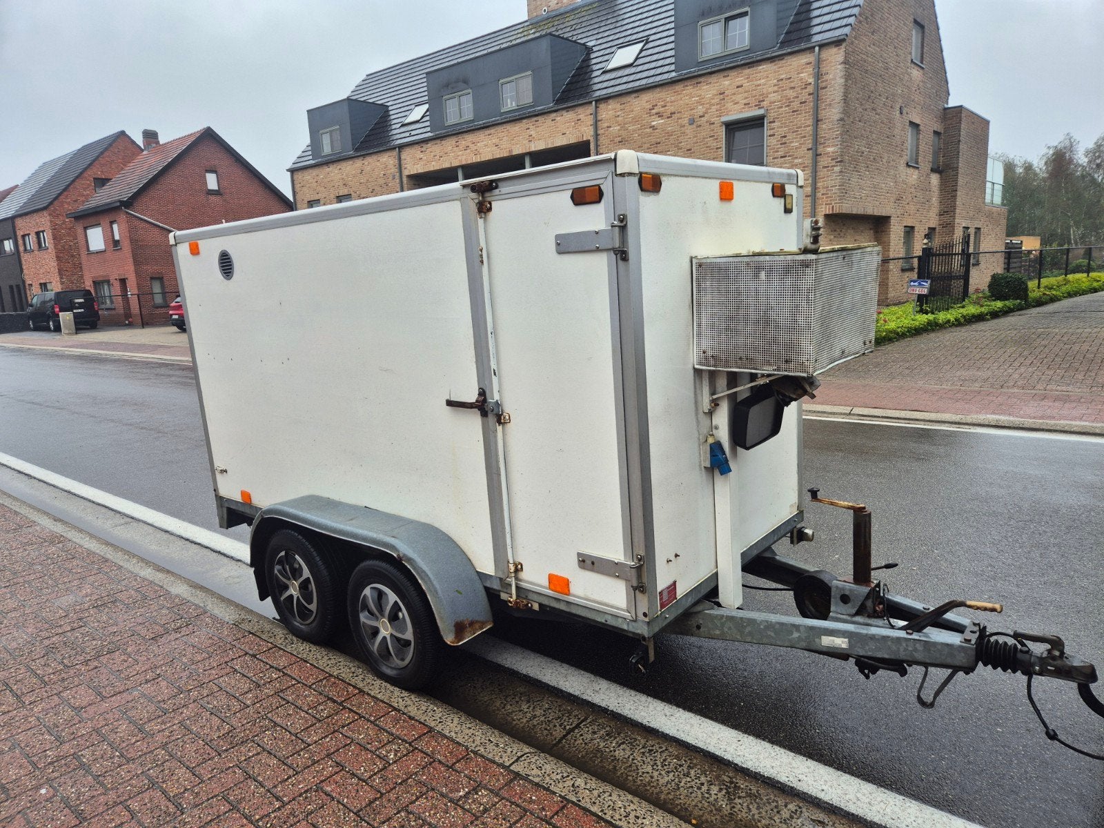 Gesloten koelaanhangwagen 2000kg, Auto diversen, Ophalen