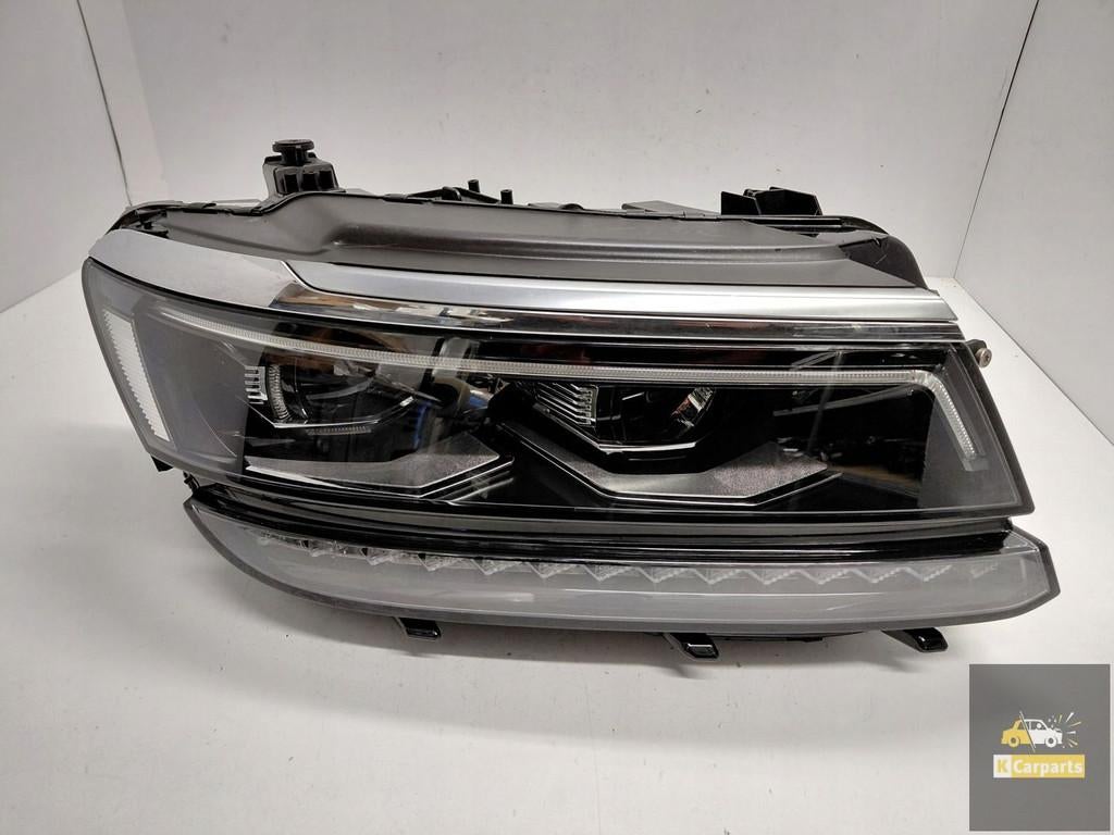 5NB941082D, Phare avant droit LED complet pour VW Tiguan II, Volkswagen, Volkswagen AG, Vw@volkswagen.de, Utilisé