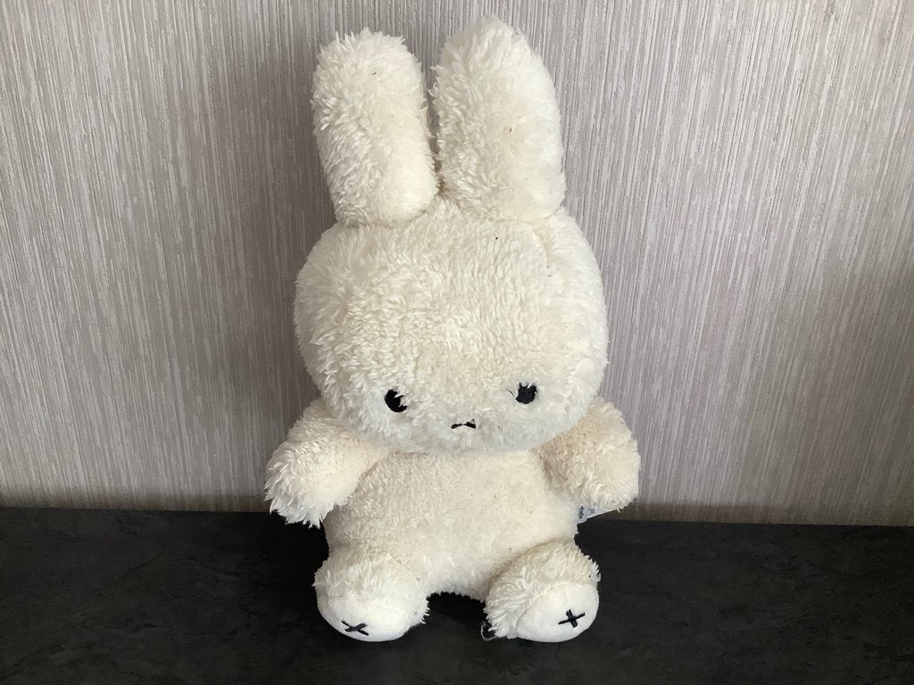 Personnage en peluche Miffy (30 cm), Enfants & Bébés, Jouets | Peluches, Enlèvement ou Envoi, Lapin, Autres marques, Blanc