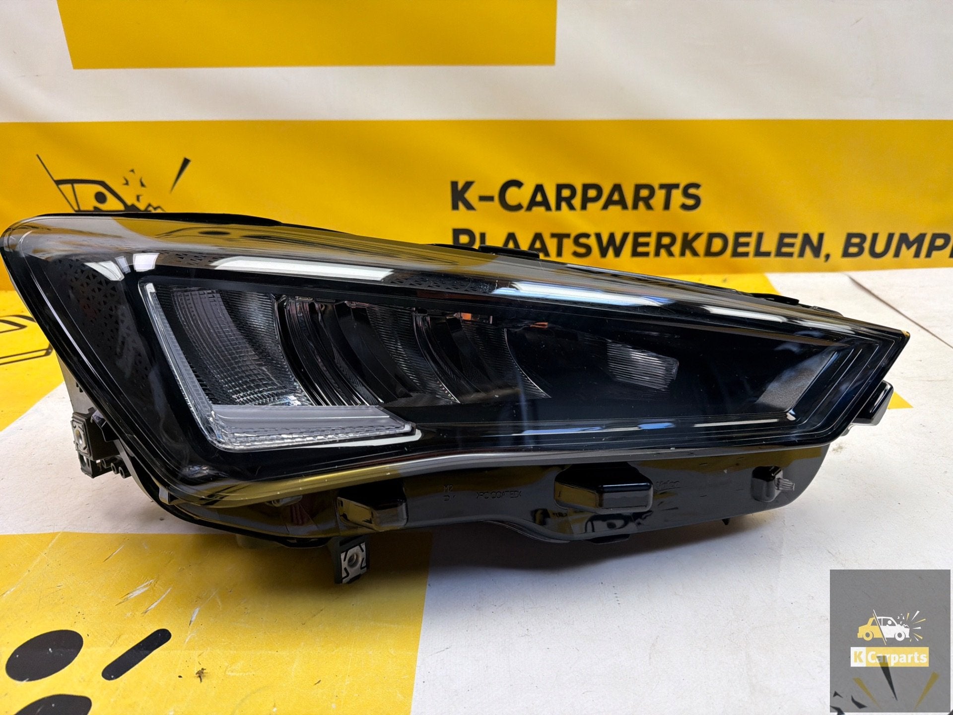 Seat Cupra Leon 5FA LED Koplamp rechts 5FB941006D, Auto-onderdelen, Verlichting, Seat, Gebruikt
