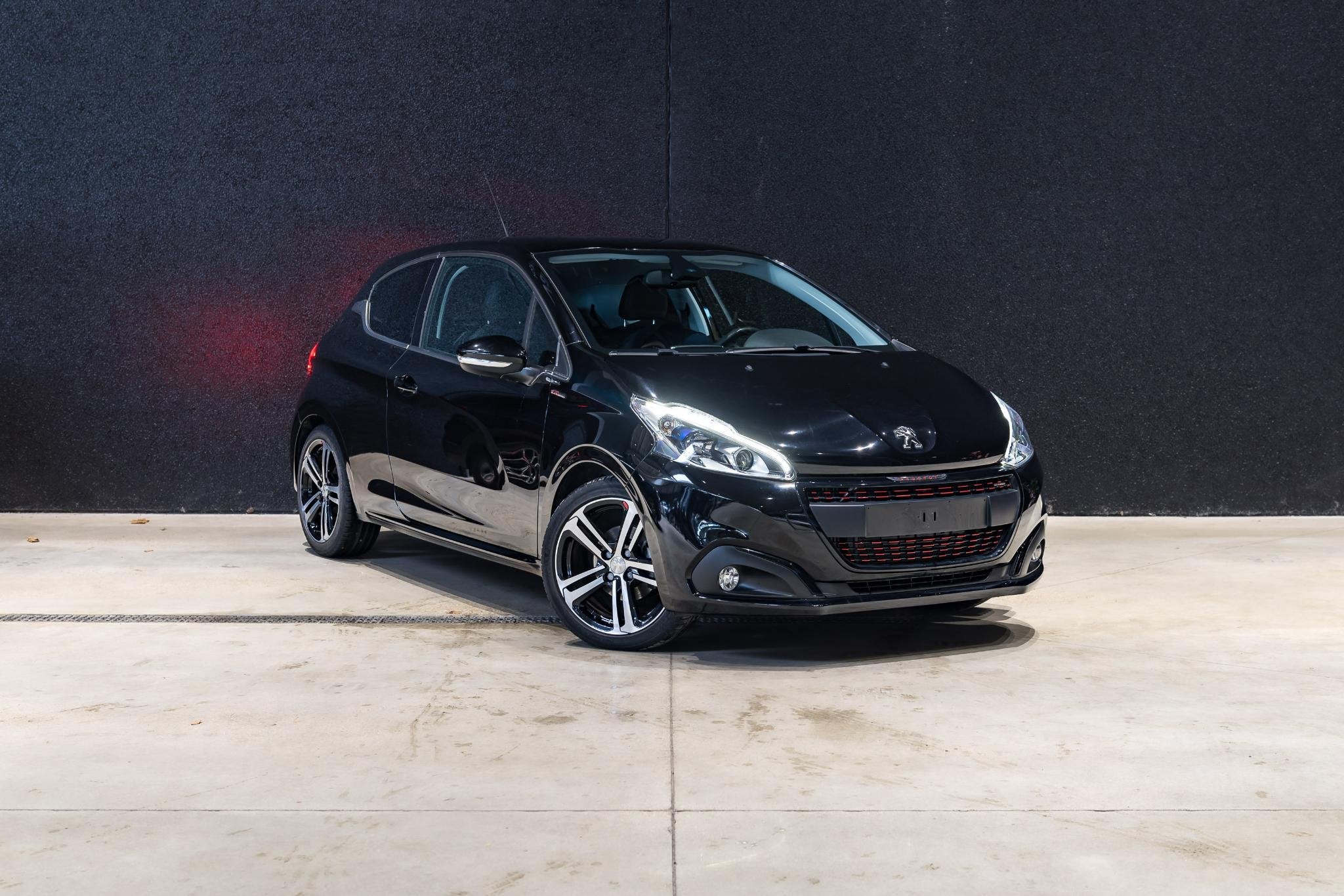 Peugeot 208 1.2 PureTech 81kW s/s GT Line, Achat, Euro 6, Entreprise, 5 portes