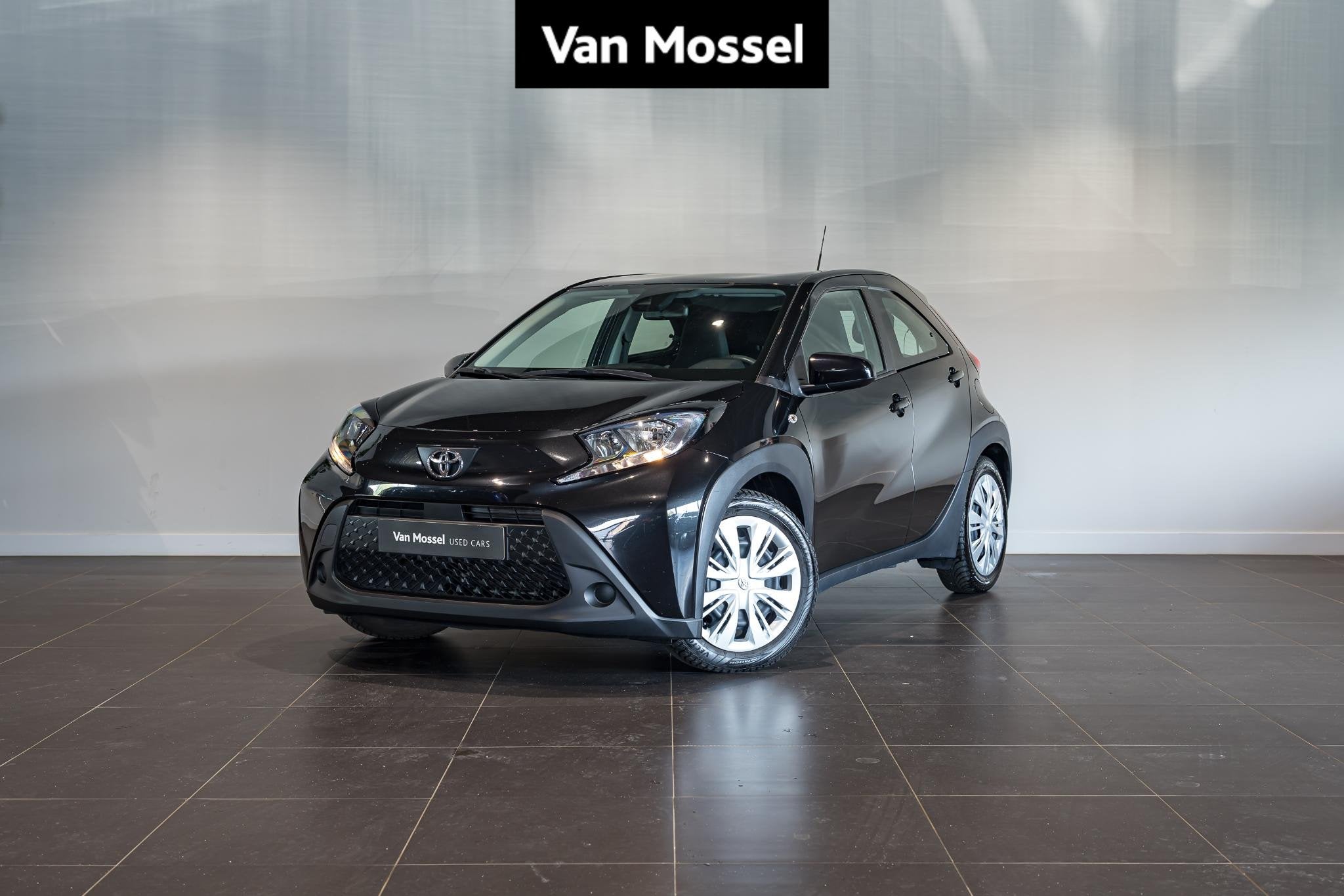 Toyota Aygo X 1.0 VVT-i Play, Autos, Achat, 998 cm³, Euro 6, Entreprise
