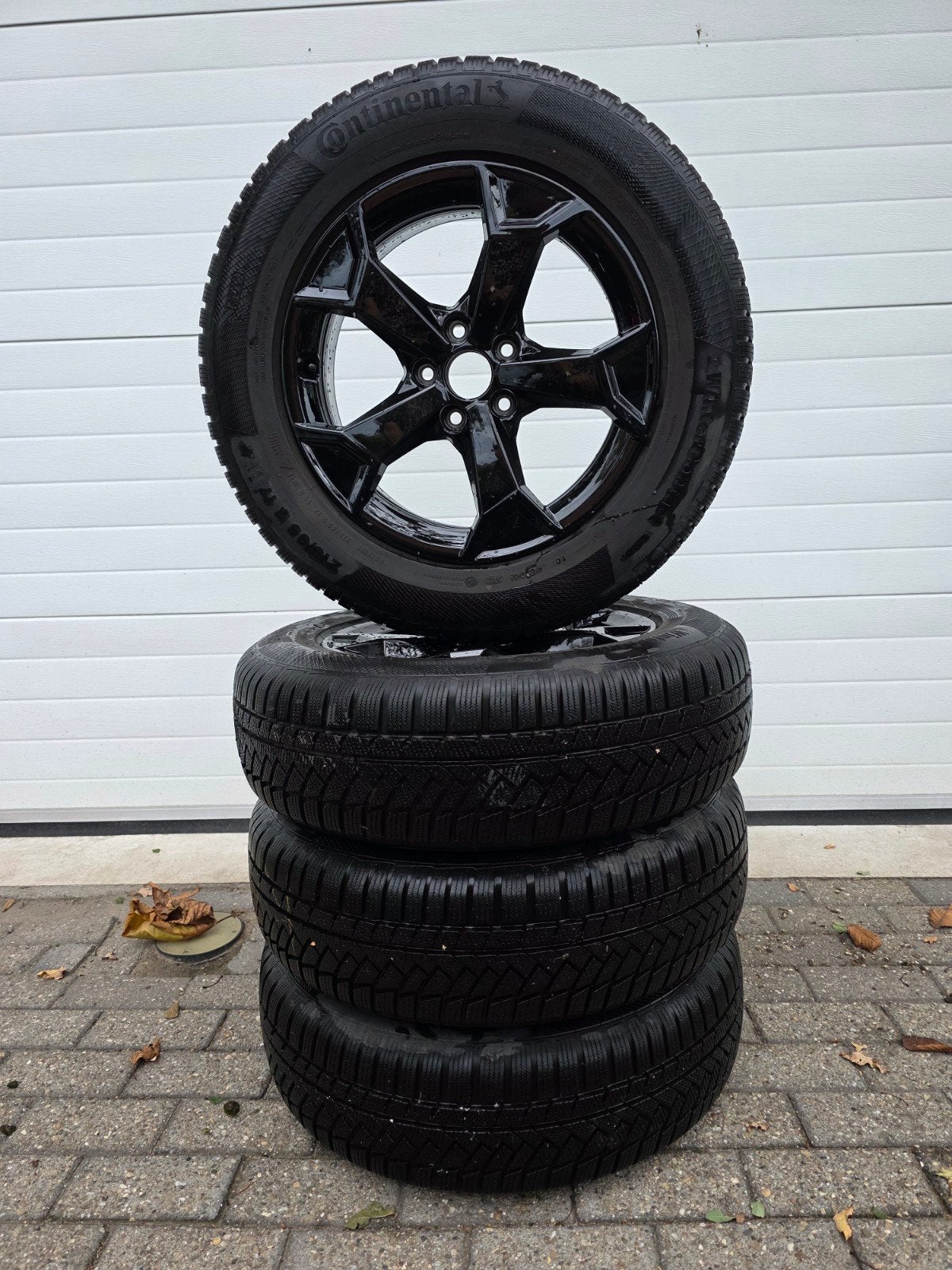 Set van 4 originele Audi Q2/Q3 winterbanden met velgen., Ophalen, 17 inch, Winterbanden, Band(en)