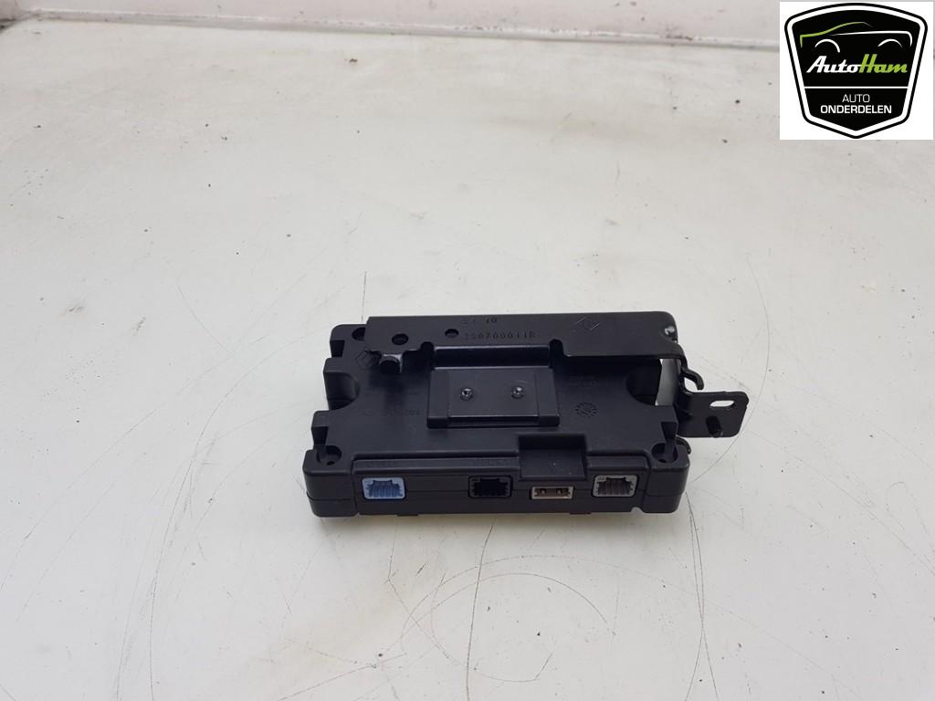 ORDINATEUR TELEPHONE Renault Megane III Coupe (DZ), Autos : Pièces & Accessoires, Électronique & Câbles, Renault, Utilisé
