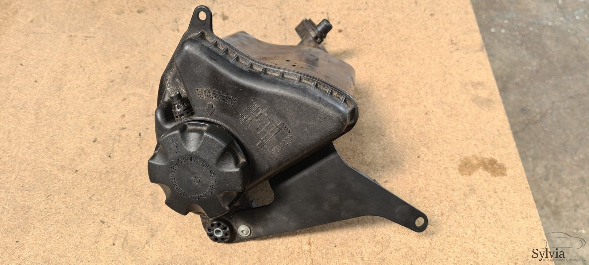 Expansievat Koelvloeistof Reservoir BMW 5 / 6 / 7 serie F 78, -, Utilisé, -, -