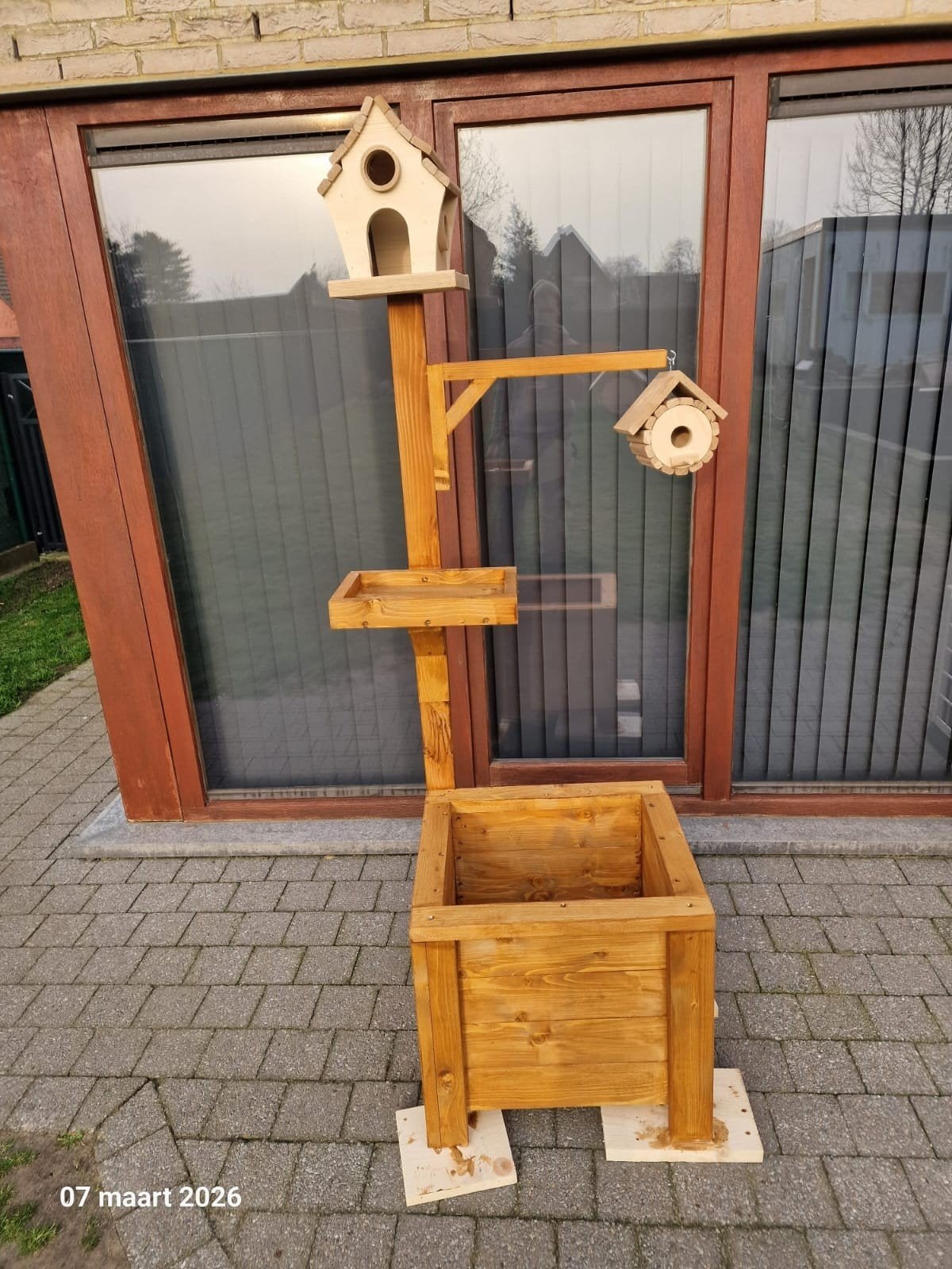 bloembak met vogelhuisjes, Tuin en Terras, Ophalen