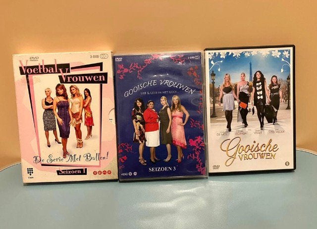 DVD Gooische Vrouwen en Voetbalvrouwen, Enlèvement ou Envoi, Comme neuf