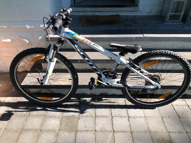 vélo Scott Scale Nino Schurter JR24'' enfant 6-10 ans, Autres marques, Frein sur jante, Enlèvement, Utilisé
