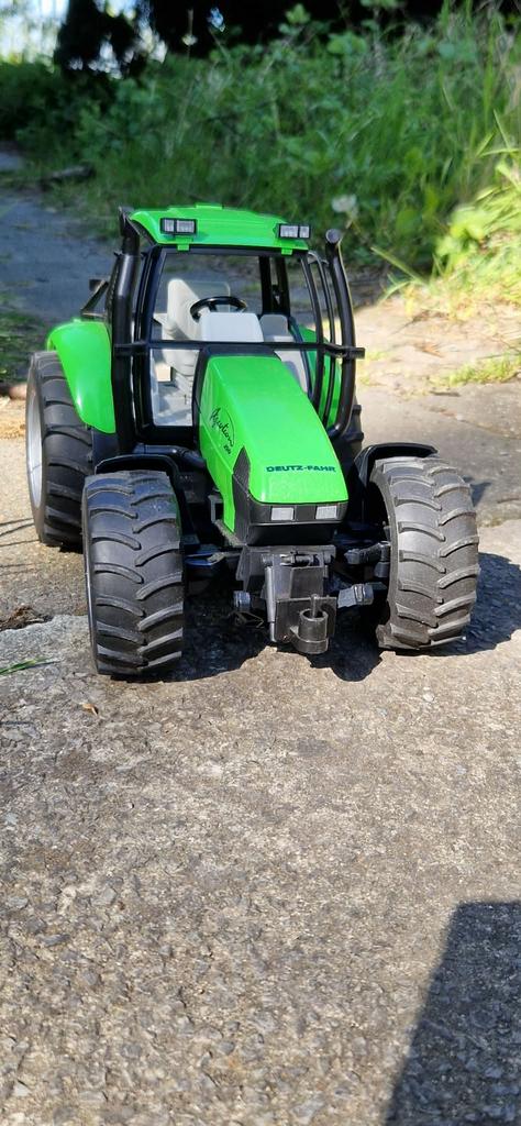 Ensemble Ferme BRUDER : Tracteur Deutz + Charrue Lemken, Enlèvement, Comme neuf