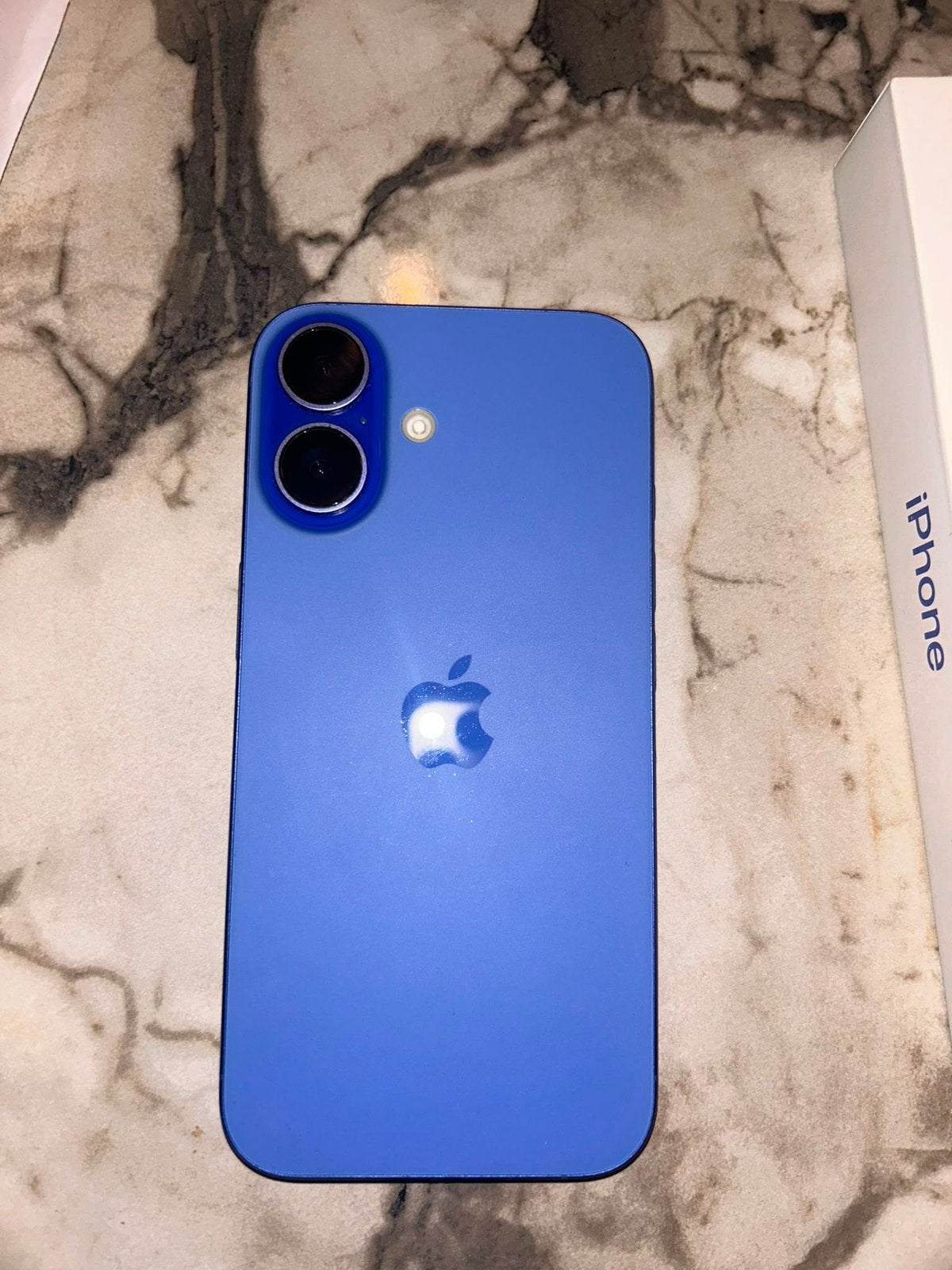 iPhone 16 128 Go bleu — Comme neuf + Boîte et facture, Télécoms, Téléphonie mobile | Apple iPhone, Enlèvement ou Envoi, Comme neuf