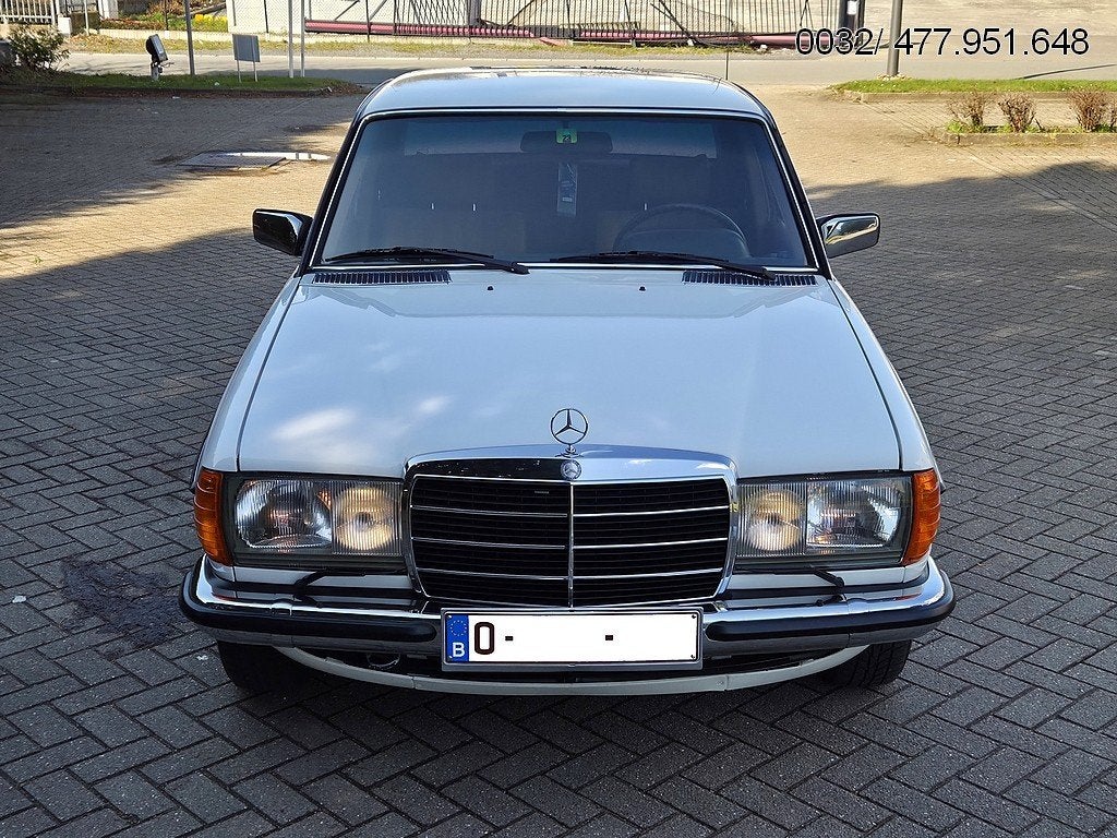 Mercedes 280E (Airco) Ancestor Oldtimer W123, foto 5