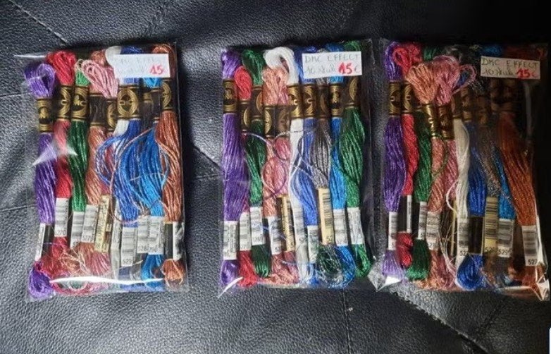 Fil DMC Effect (métallique), Enlèvement ou Envoi, Neuf, Broderies à la main, Fil à broder ou Soie