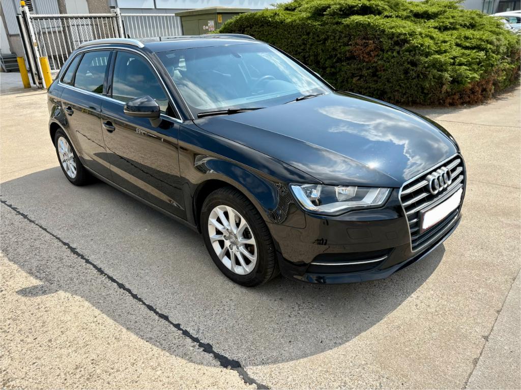Audi A3 Diesel – Euro 5 Lederen interieur – Goed onderhouden, Autos, Cuir, Euro 5, Achat, Boîte manuelle