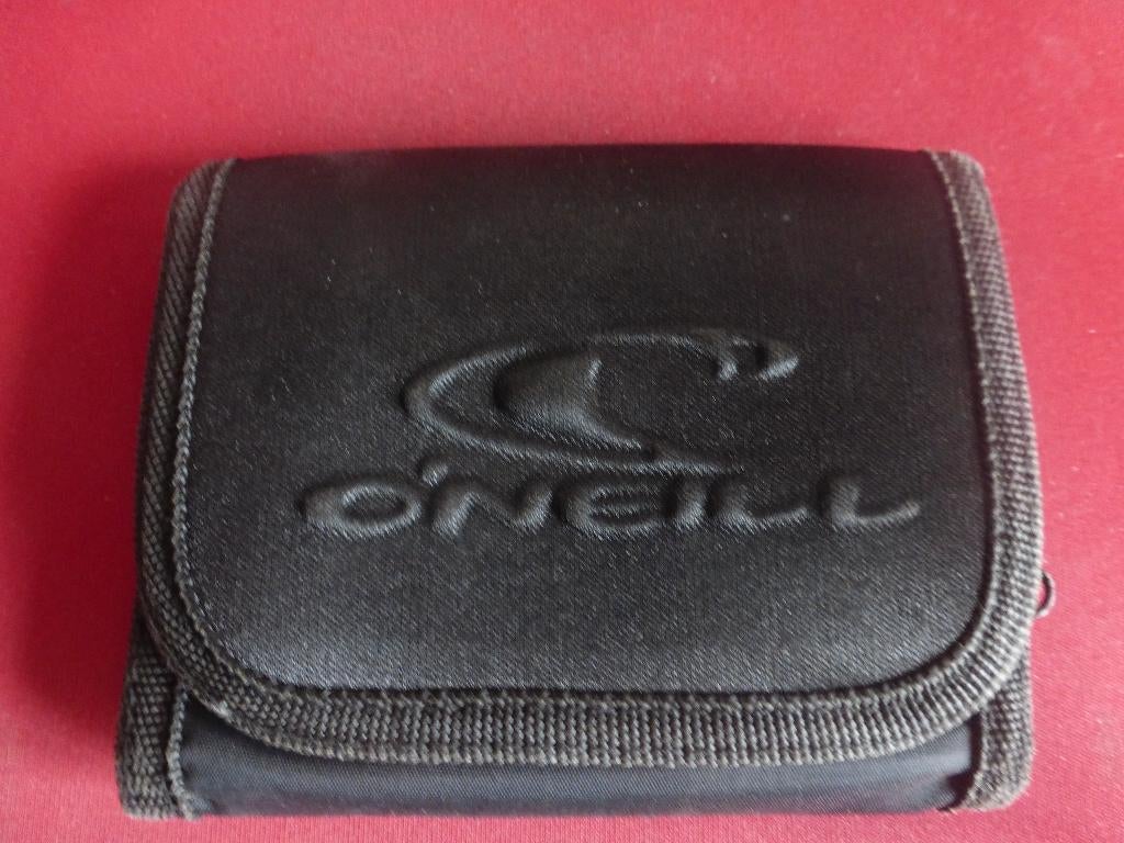 O'NEILL portemonnee Nieuw, zwart €10,00, Handtassen en Accessoires, Portemonnees, Ophalen of Verzenden, Zwart