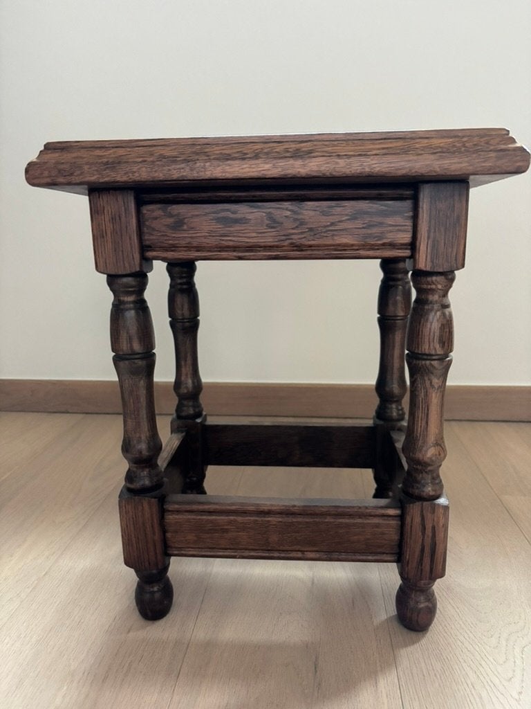 Bijzettafeltje in eik, Huis en Inrichting, Minder dan 55 cm, Zo goed als nieuw, Rechthoekig, Hout