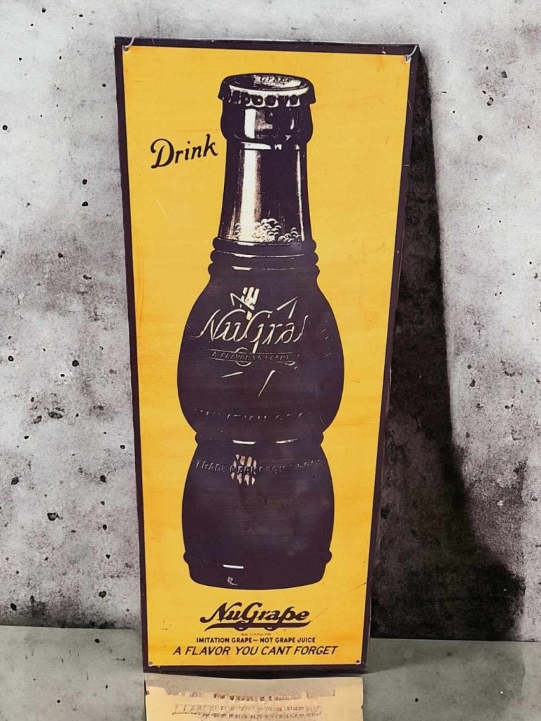 Zeldzaam reclamebord, usa tin sign van NuGrape drinks., Ophalen of Verzenden, Gebruikt, Reclamebord