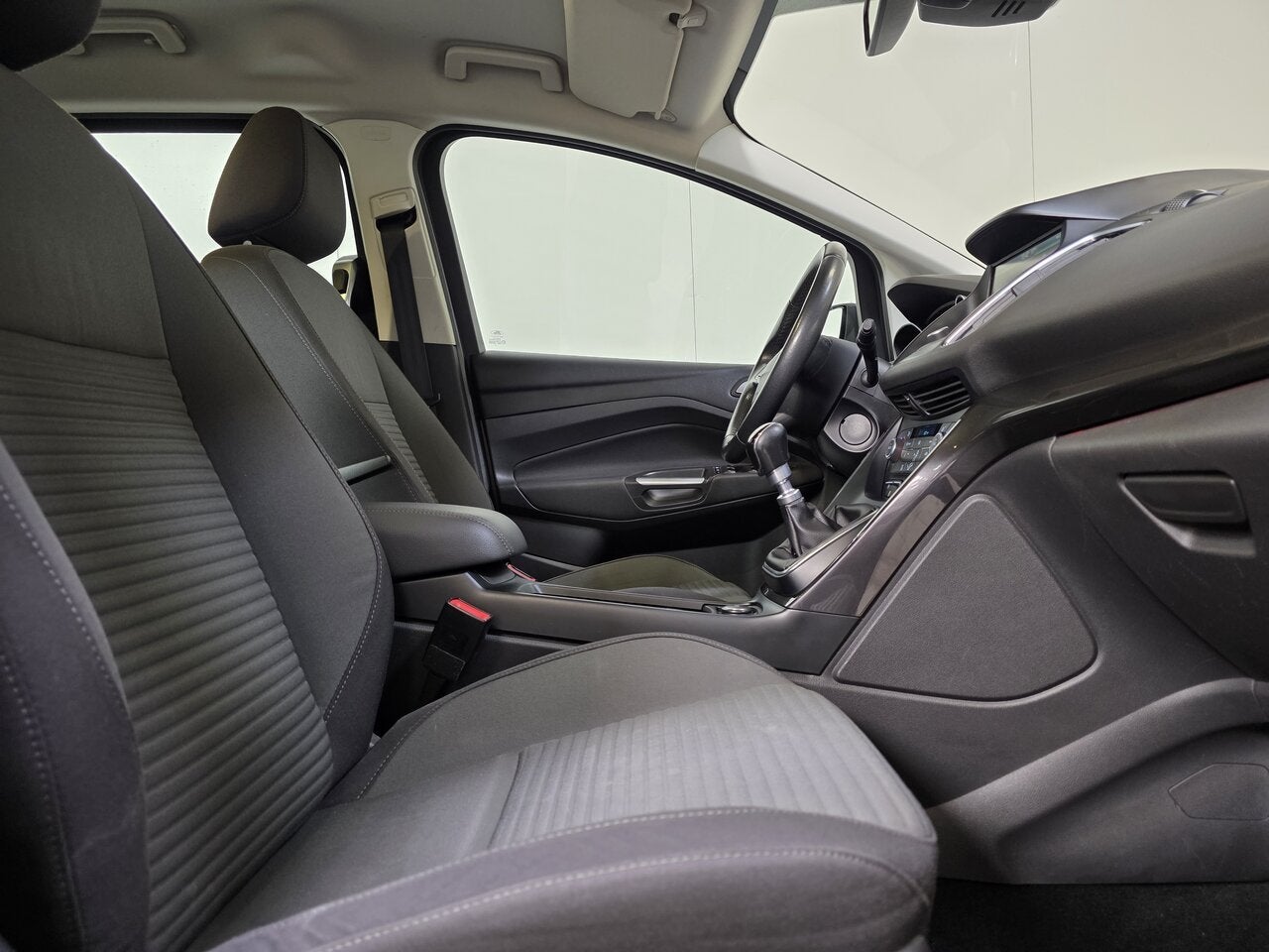 Ford Grand C-Max 1.0 Benzine - GPS - Airco - Topstaat!, Auto's, 0 kg, 4 deurs, Monovolume, Euro 6