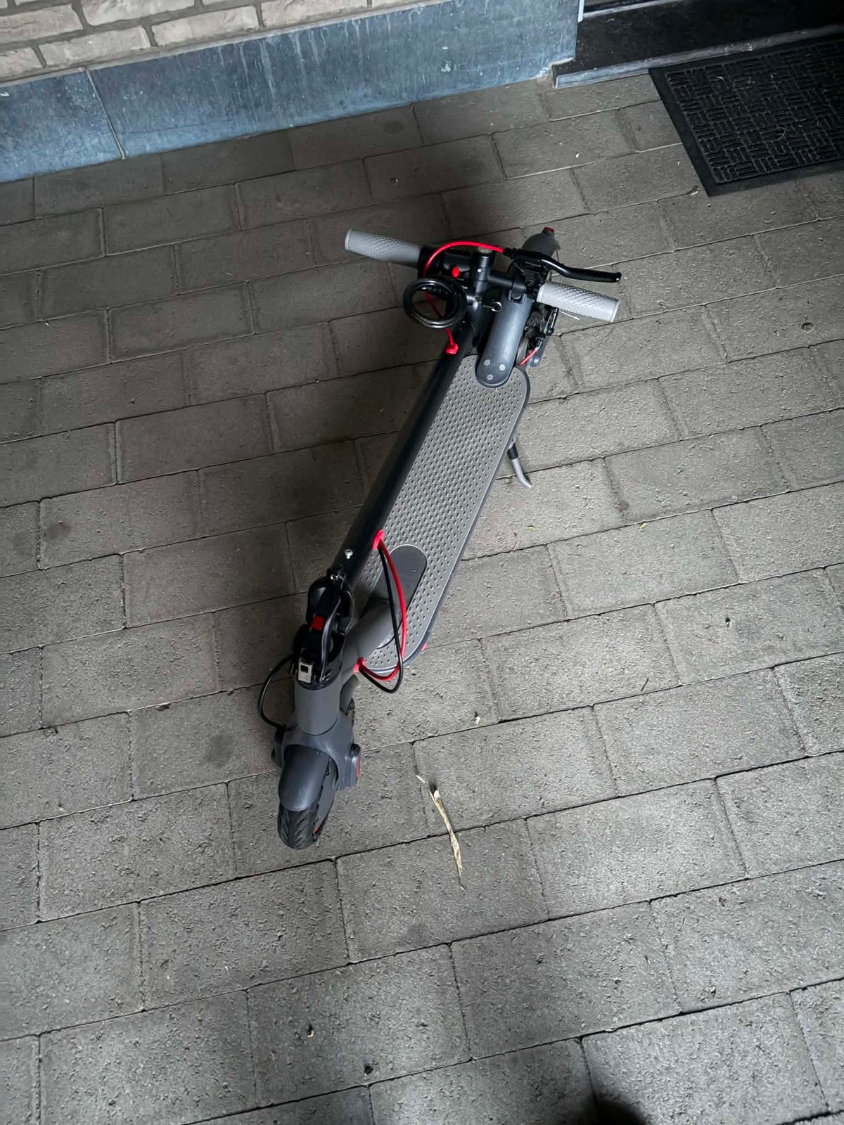 Elektrische step, Fietsen en Brommers, Ophalen, Zo goed als nieuw, Elektrische step (E-scooter)