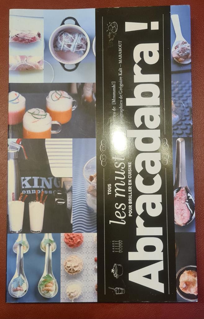 Abracadabra ! - Recettes de 'Mmmmh!' - +/- 200 pages, Enlèvement ou Envoi, Comme neuf