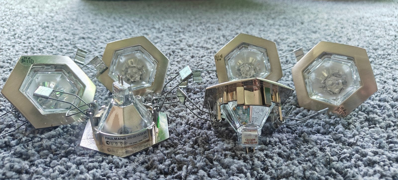 6x Hexagon - halogeenspots met bijhorende IP44 inbouwframe, Maison & Meubles, Lampes | Spots, Source lumineuse incluse, Enlèvement ou Envoi