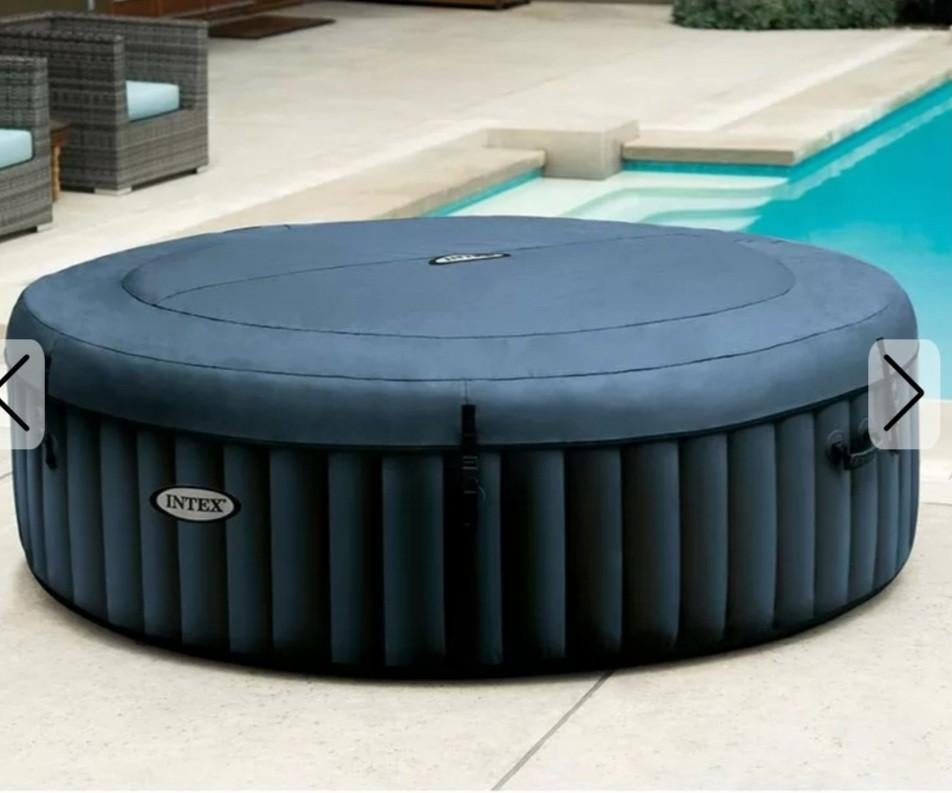 jacuzzi état impeccable, Jardin & Terrasse, Bains à remous et Spas, Enlèvement, Comme neuf, Tapis de sol, Gonflable