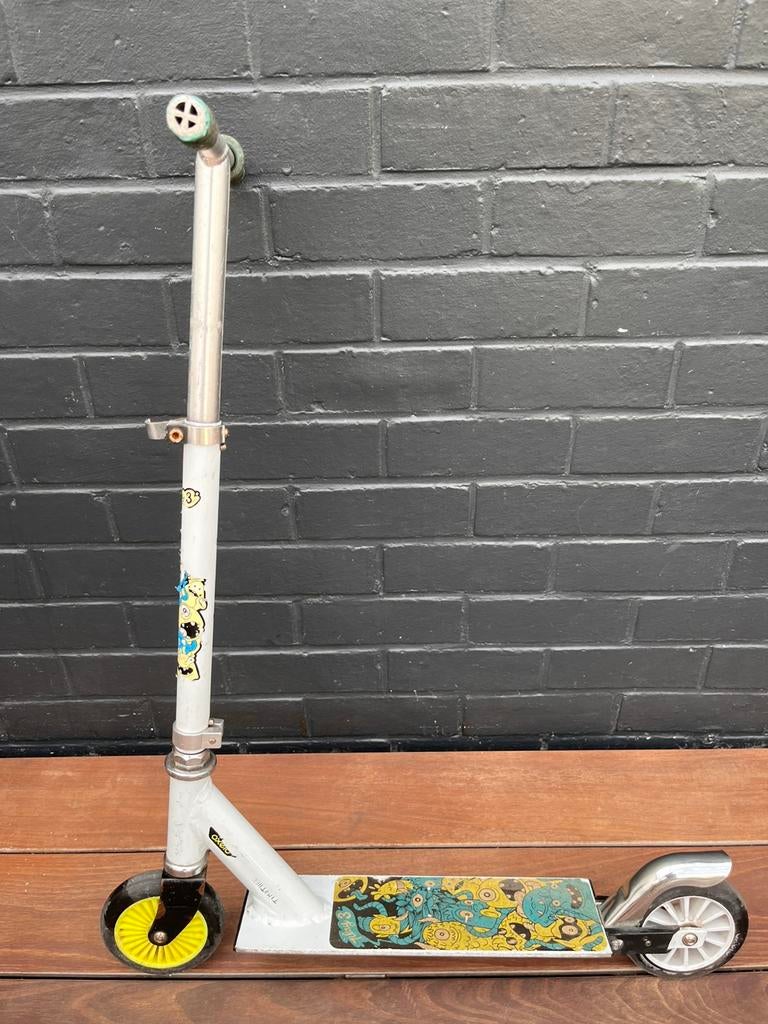 Trotinette enfant 3-8 ans tres bon etat, Enlèvement, Utilisé