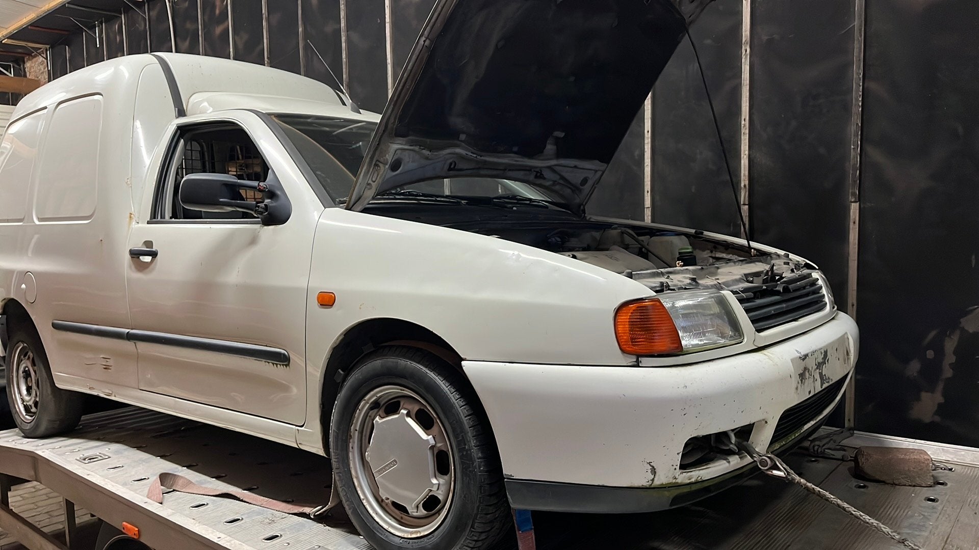 Vw caddy, Ophalen