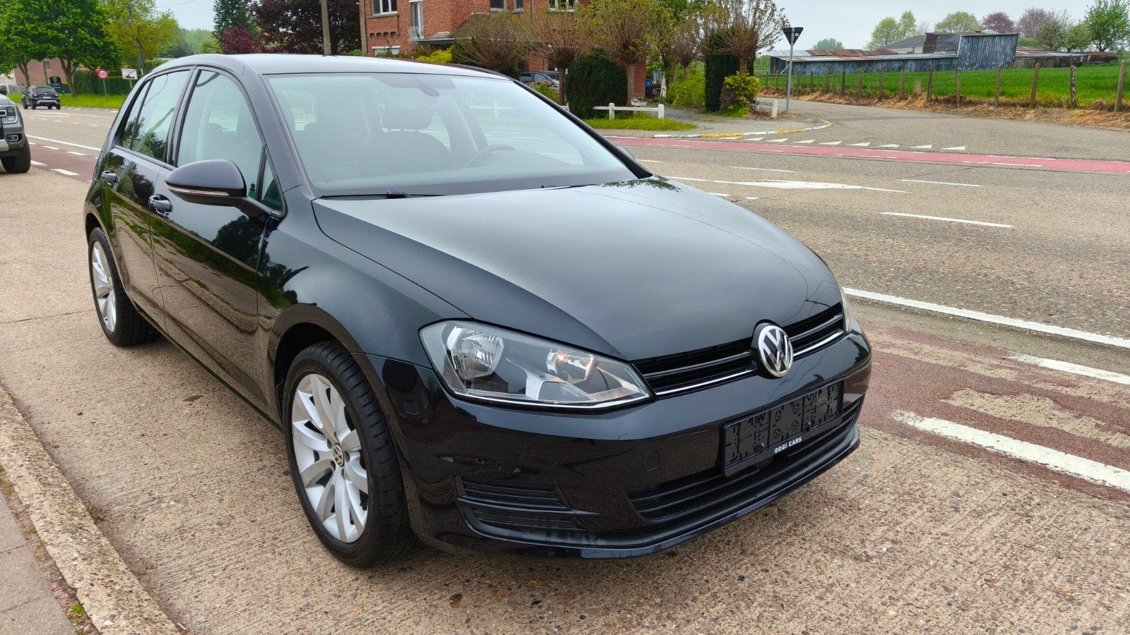 Volkswagen Golf 7 1.2 i Benzine 63 kw
(euro 6), Auto's, Stof, 4 cilinders, 1198 cc, Zwart