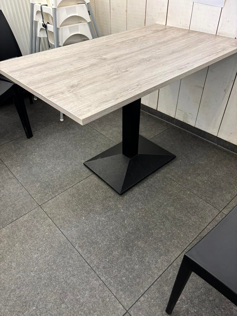 Tafel voor binnen, Zakelijke goederen, Ophalen, Gebruikt, Meubilair