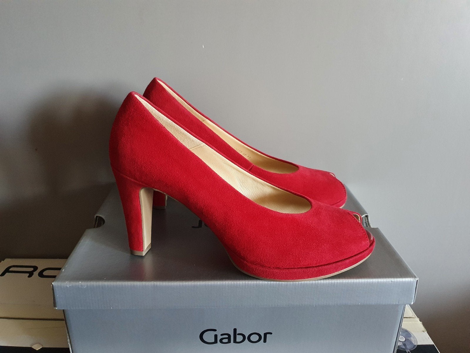 Nieuwe peeptoe pumps van Gabor maat 39, Pumps, Gabor, Nieuw, Ophalen of Verzenden