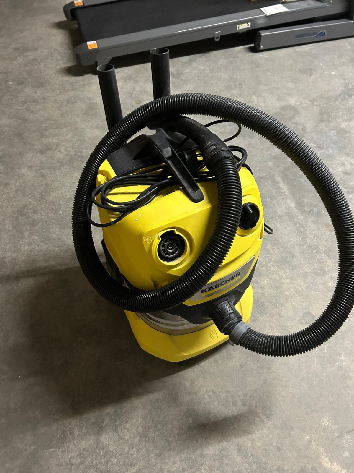 Karcher stofzuiger wd4 sv 20/5/22, Ophalen of Verzenden, Zo goed als nieuw
