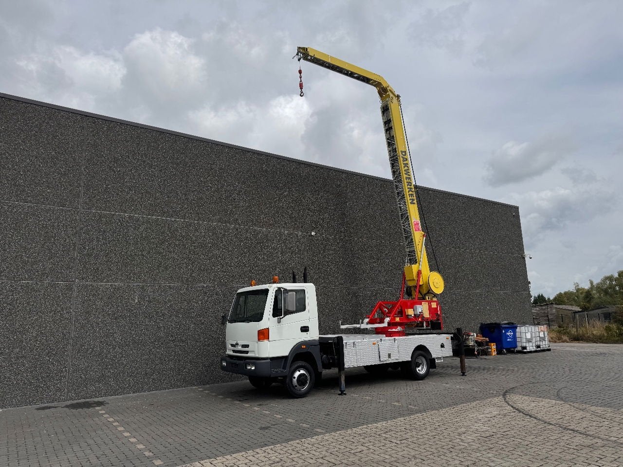 Nissan Atleon KLAAS TYP 23-28 1000KG - 28M - 2070 U, Overige merken, Bedrijf, Te koop, Handgeschakeld