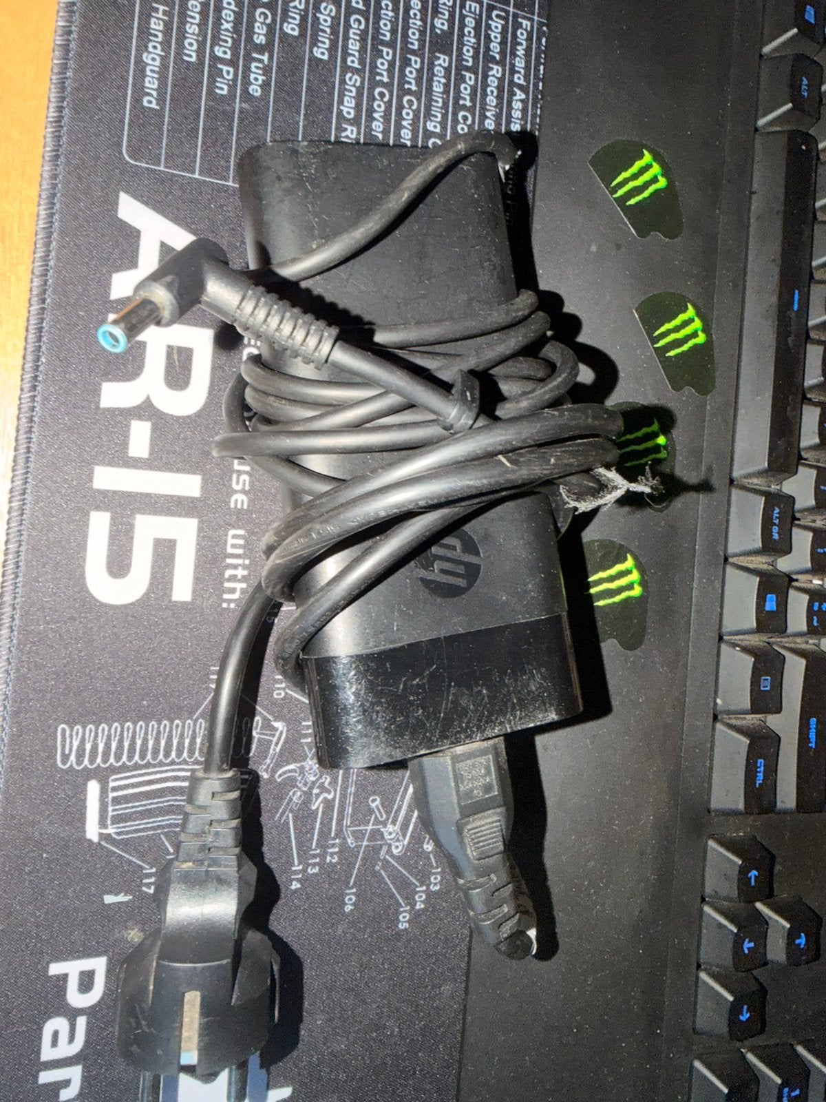 Oplader gaming laptop, Computers en Software, Ophalen, Zo goed als nieuw