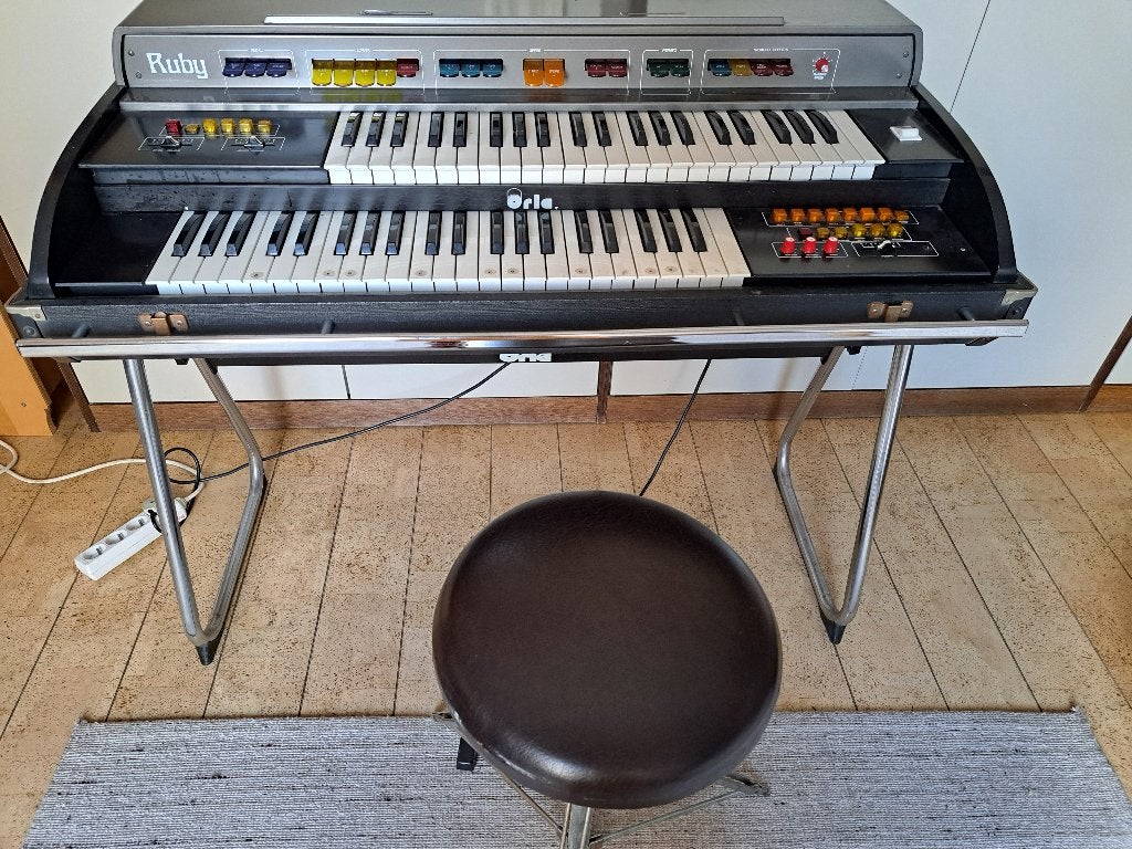 Vintage Orla Ruby Analoog Orgel (Jaren 80), Muziek en Instrumenten, Orgels, Ophalen, Gebruikt, 2 klavieren, Orgel