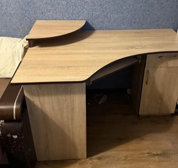 Hoekbureau 130x110 cm in perfecte staat, Ophalen of Verzenden, Hoekbureau
