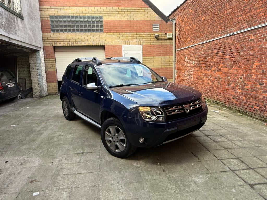Dacia Duster 1.2i Essence Euro 6b 4/2016 Cuir Clim Gps Jante, Auto's, Dacia, Voorwielaandrijving, 4 cilinders, Duster, Leder