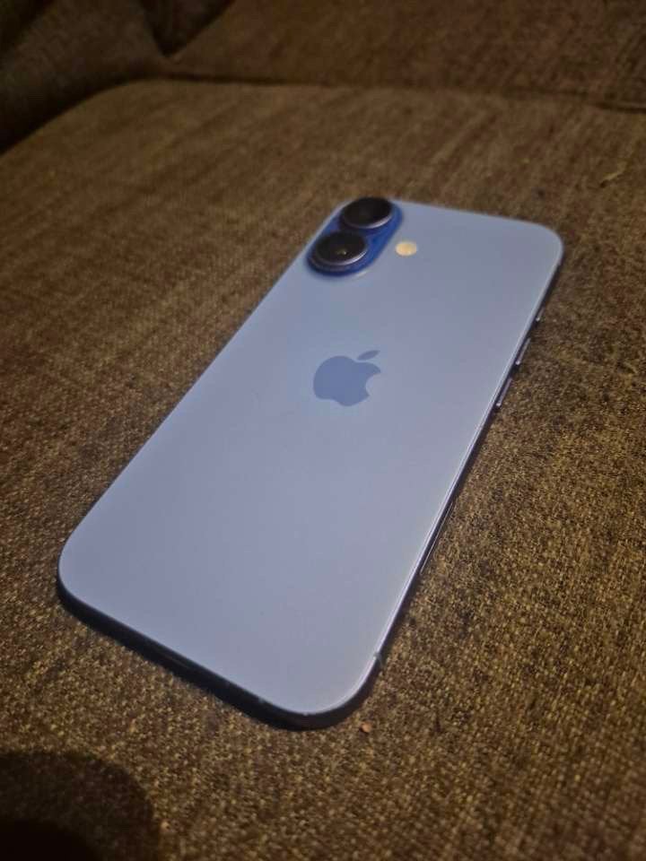Iphone 16 blauw 128gb, Telecommunicatie, Mobiele telefoons | Apple iPhone, Ophalen, Zo goed als nieuw, Blauw, IPhone 16