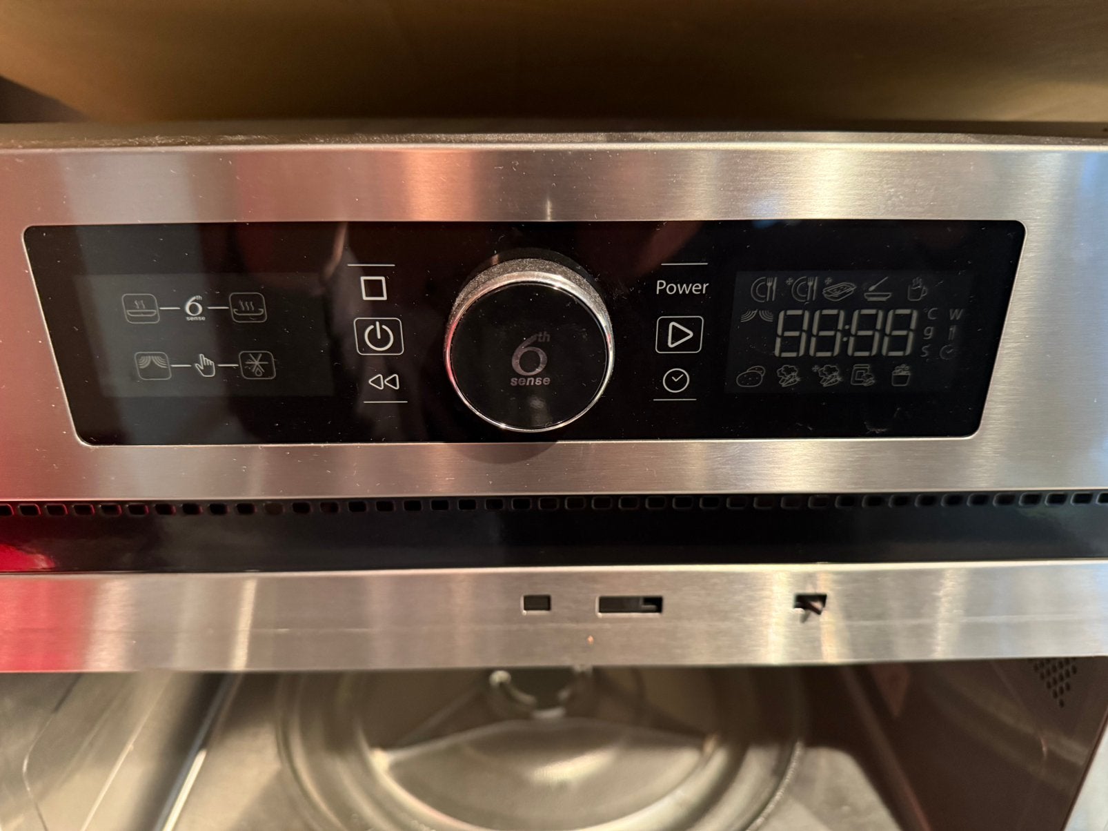 Whirlpool AMW9603 ix, Ophalen