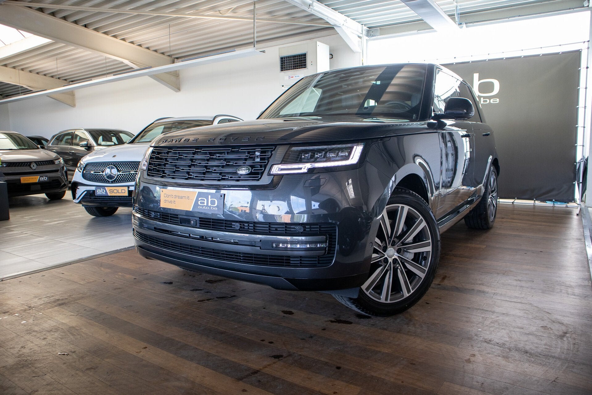 Land Rover Range Rover HSE 460e luchtvering, panoramadak, z, 400 pk, 0 kg, Bedrijf, 5 zetels