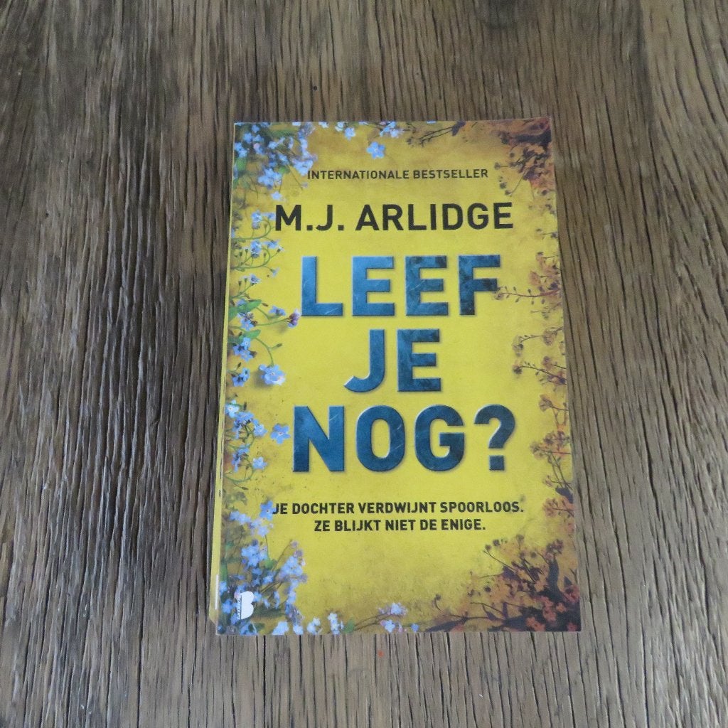 M.J. Arlidge Leef je nog?, Boeken, Ophalen of Verzenden